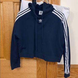 Cropped adidas sweatshirt/hoodie